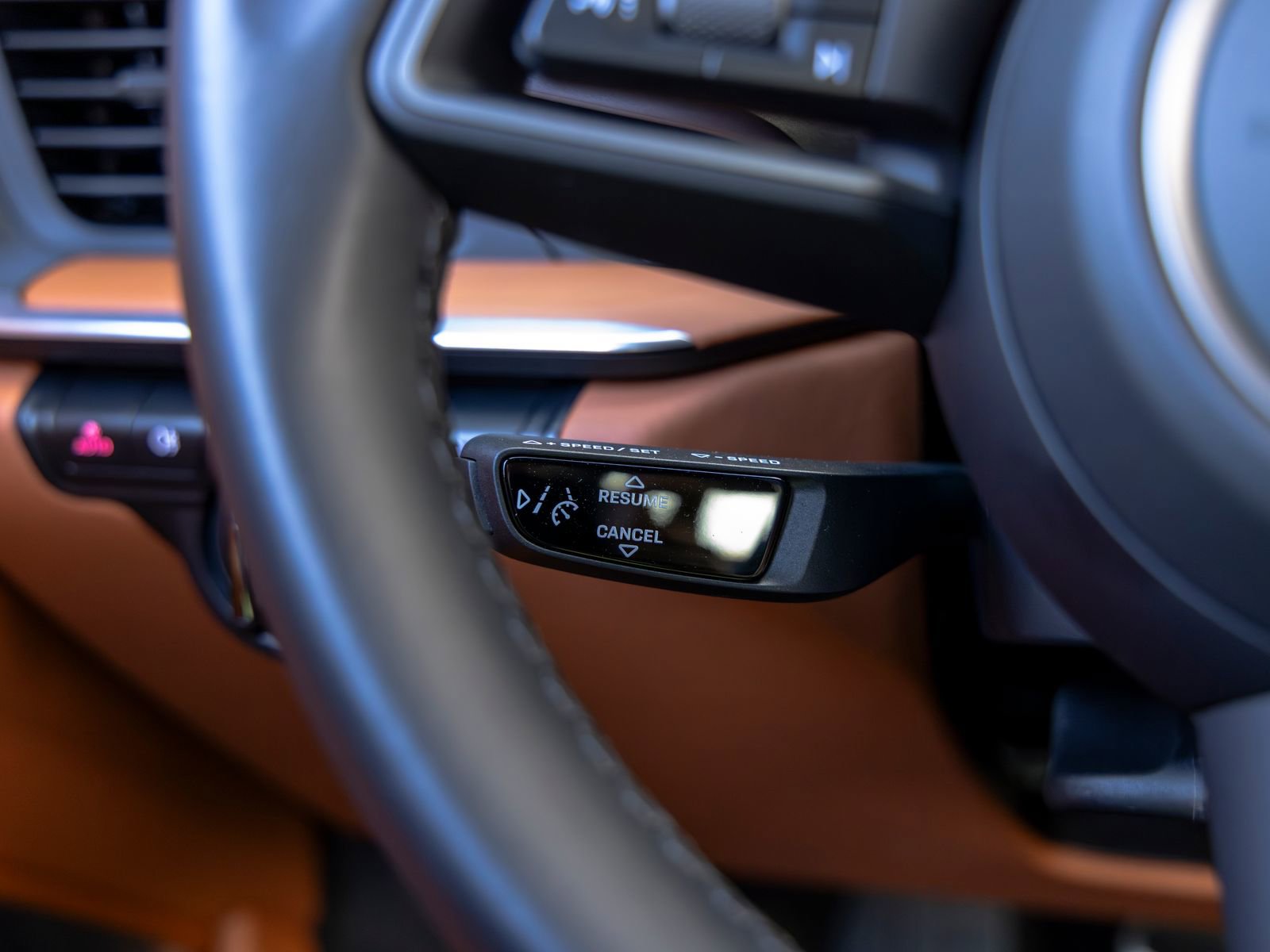 Used 2024 Porsche 911 Carrera S image 35