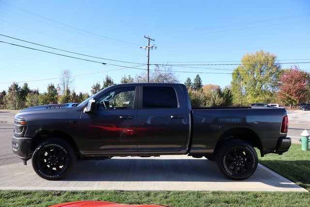 Used 2025 RAM 2500 Laramie w/ Night Edition image 34