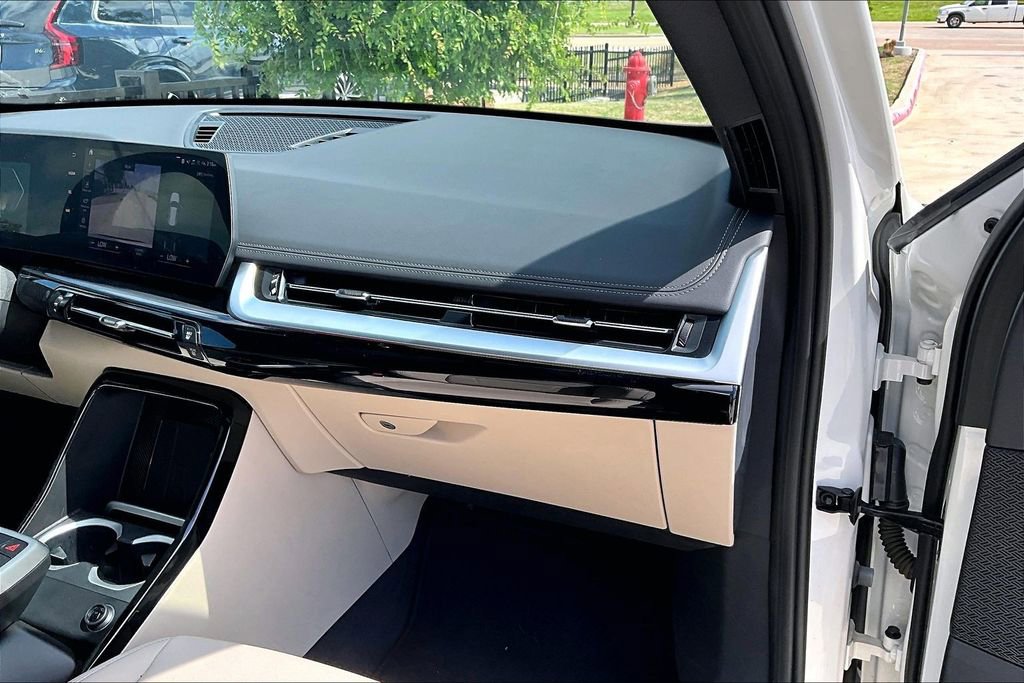 Used 2023 BMW X1 xDrive28i w/ Convenience Package image 19