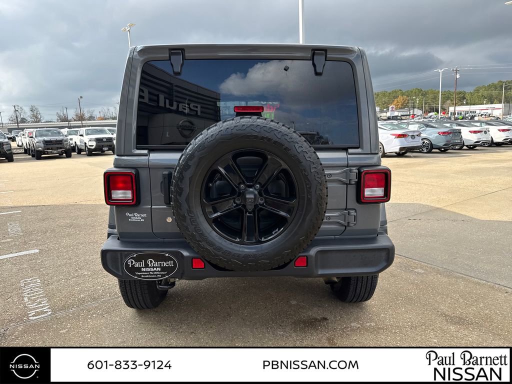 Used 2020 Jeep Wrangler Unlimited Sahara image 17