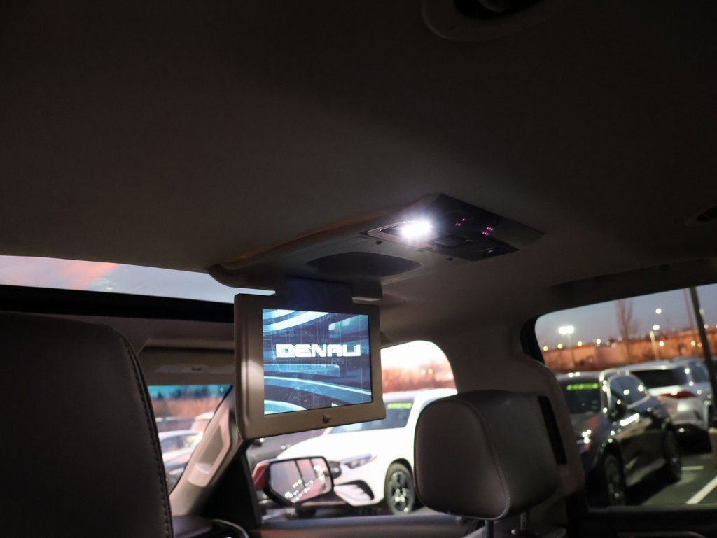 Used 2018 GMC Yukon Denali image 13