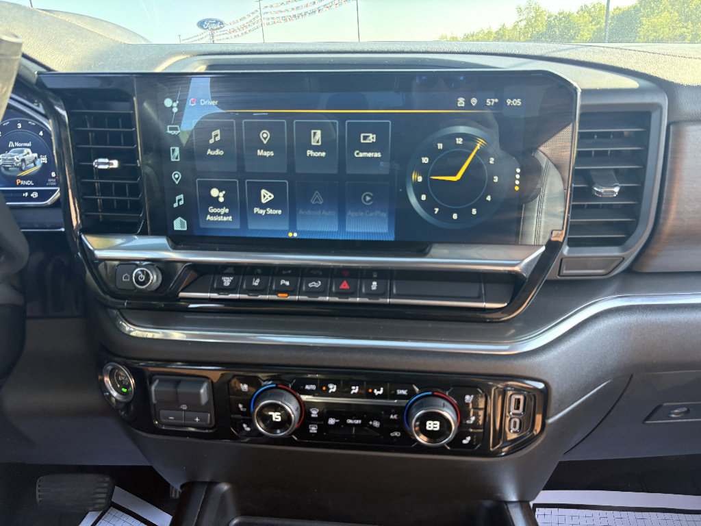 Used 2024 Chevrolet Silverado 3500 High Country w/ High Country Premium Package AWD/4WD image 26