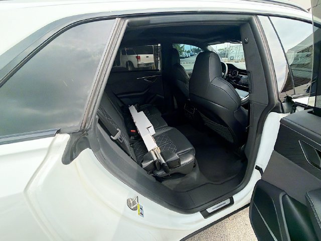 Used 2024 Audi SQ8 Prestige AWD/4WD image 26