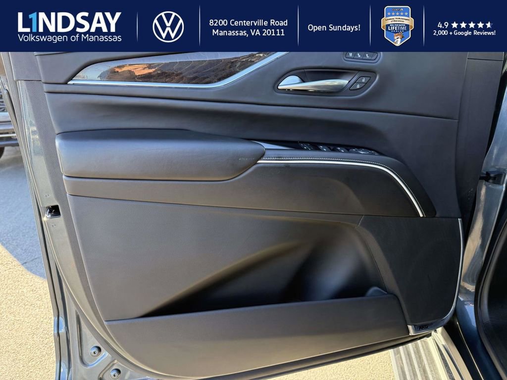 Used 2021 Cadillac Escalade Sport Platinum w/ LPO, ONYX Package image 8