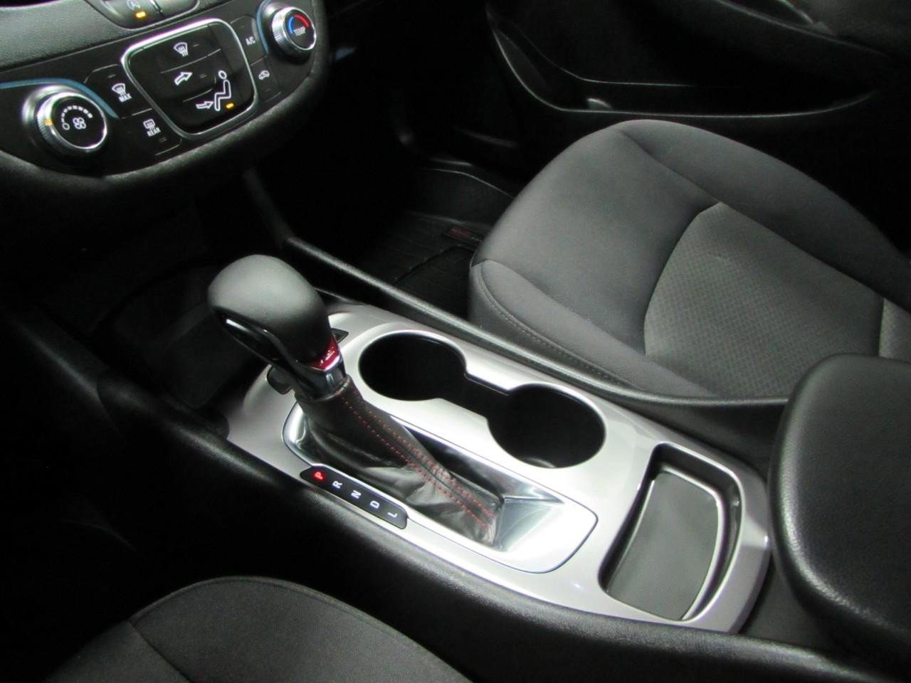 Used 2021 Chevrolet Malibu RS image 22