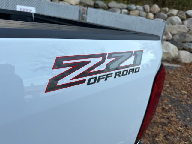 Used 2022 Chevrolet Colorado Z71 image 9