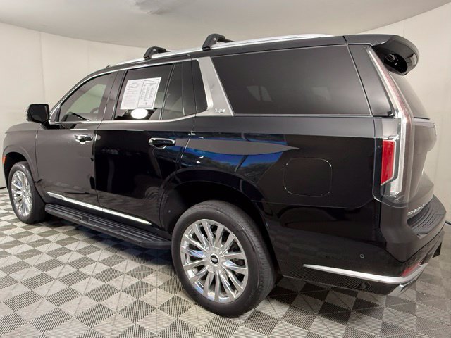 Certified 2024 Cadillac Escalade Premium Luxury AWD/4WD image 5