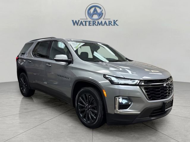 Used 2023 Chevrolet Traverse RS image 7