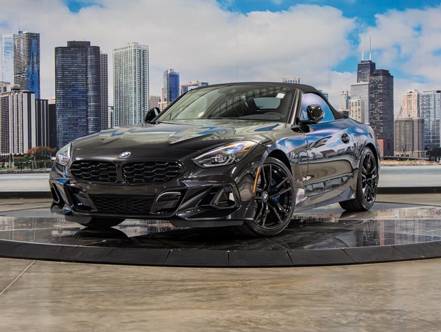 New 2026 BMW Z4 M40i w/ Shadowloine Package image 4