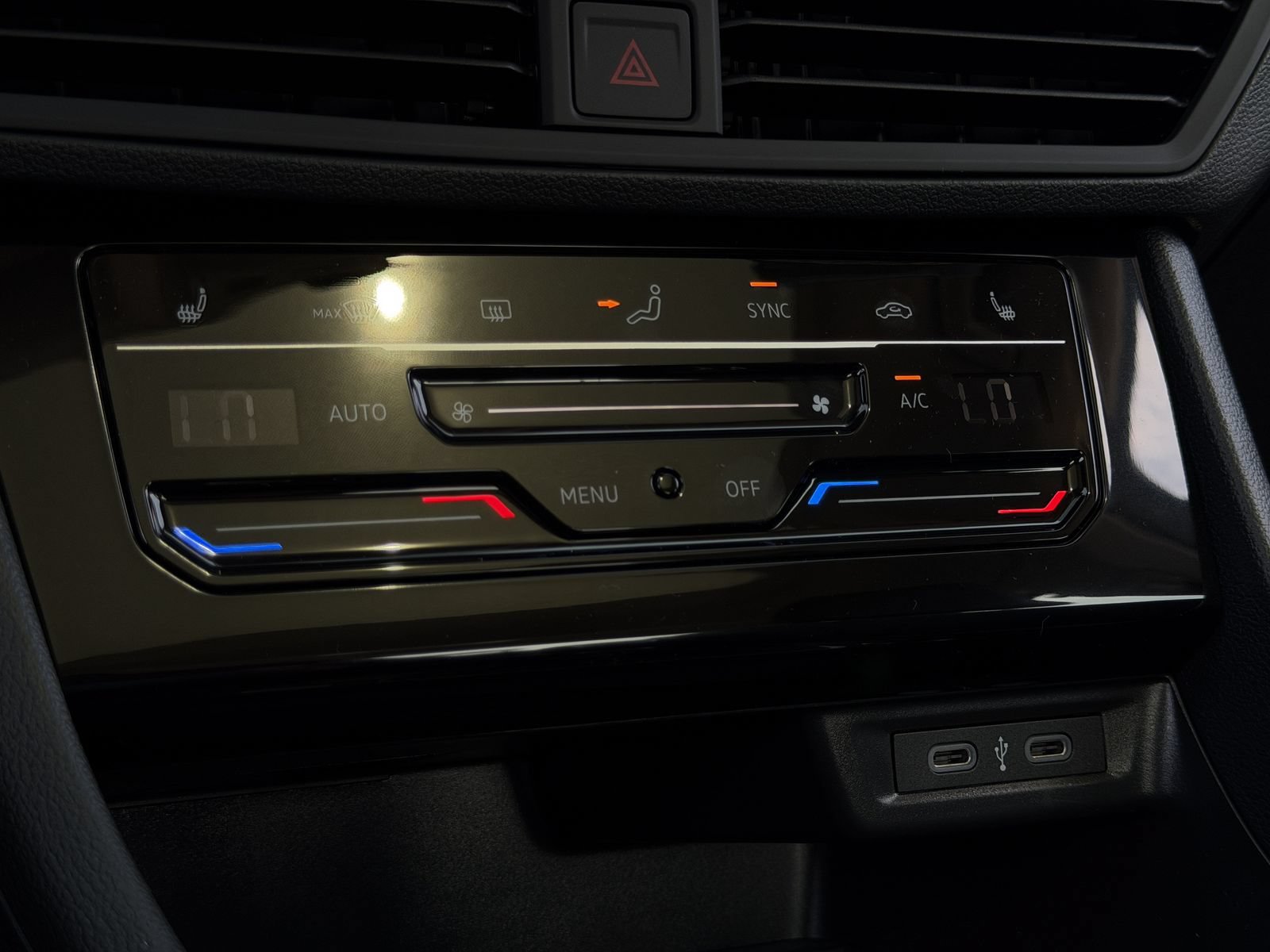 New 2026 Volkswagen Jetta SE FWD image 20