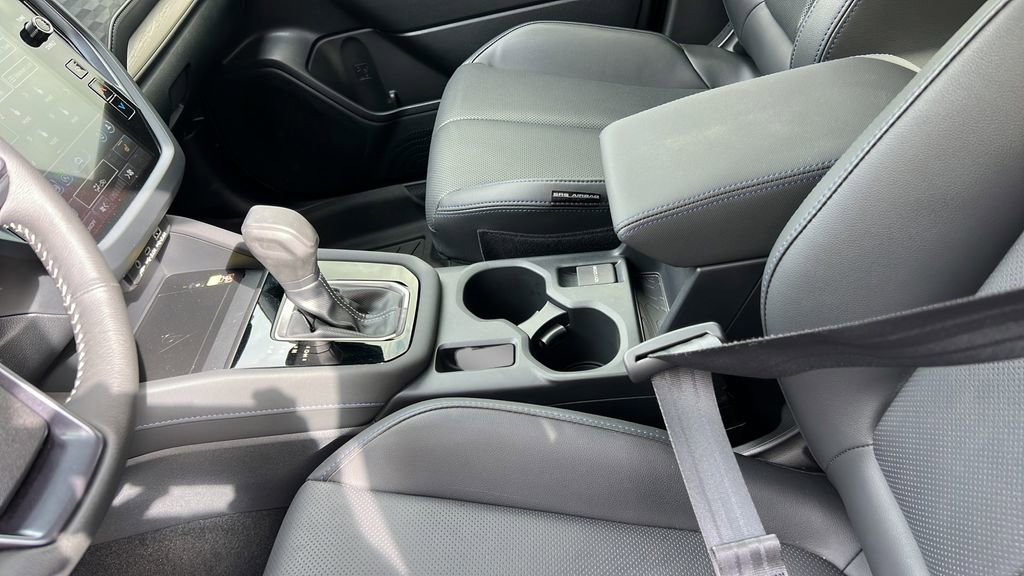 Used 2025 Subaru Forester Limited w/ Popular Package #2 image 27