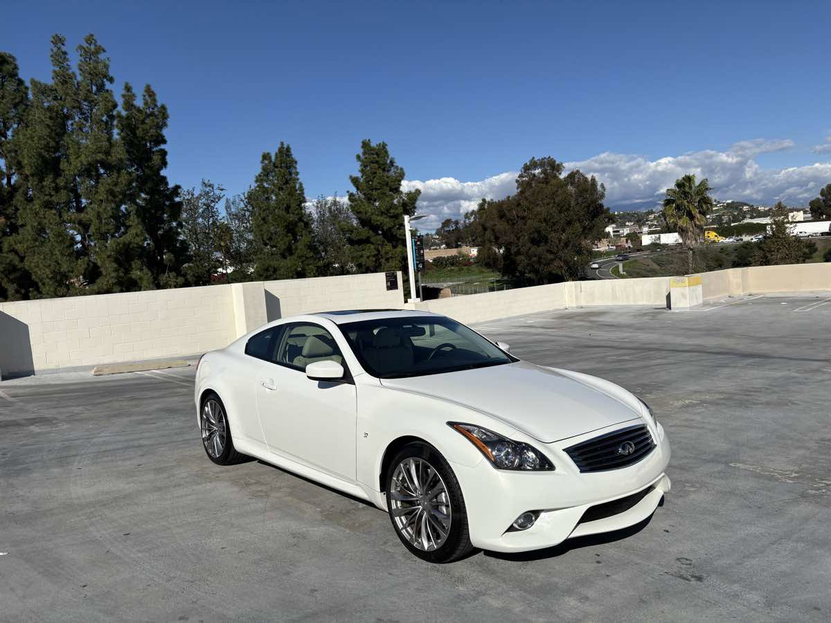 Used 2014 INFINITI Q60 Journey w/ Premium Package image 34
