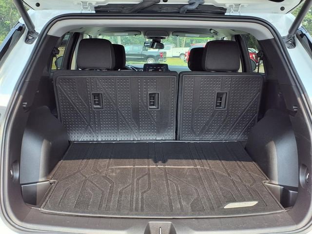 Used 2023 Chevrolet Blazer LT w/ Convenience Package image 3