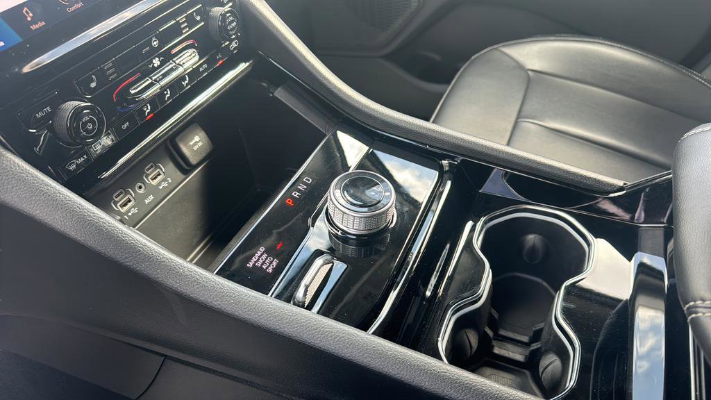 Used 2023 Jeep Grand Cherokee Limited image 20