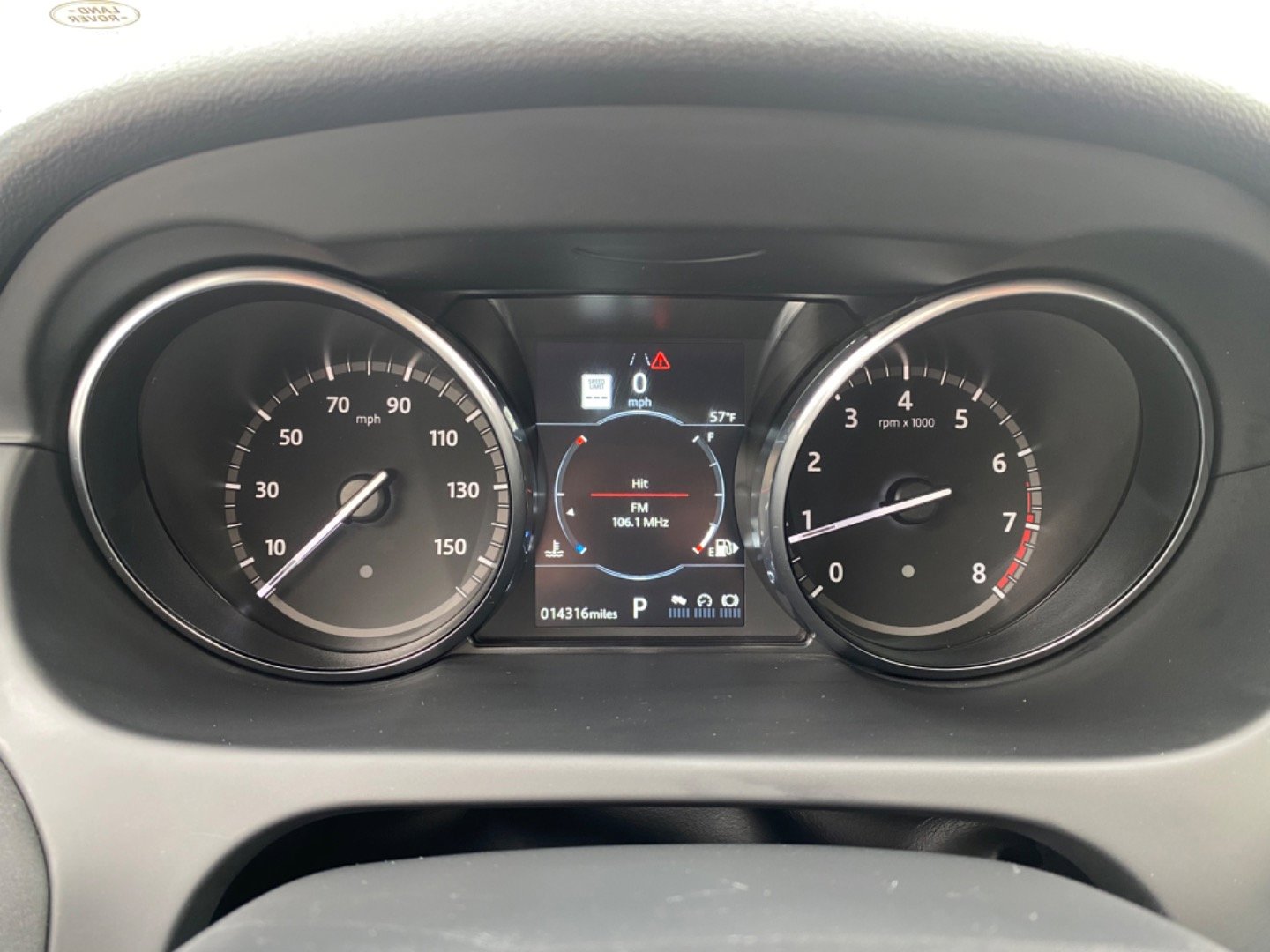 Used 2019 Land Rover Discovery Sport HSE image 9