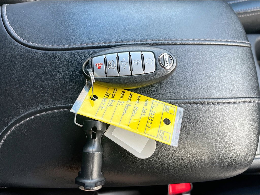 Used 2017 Nissan Rogue SL w/ SL Premium Package image 34