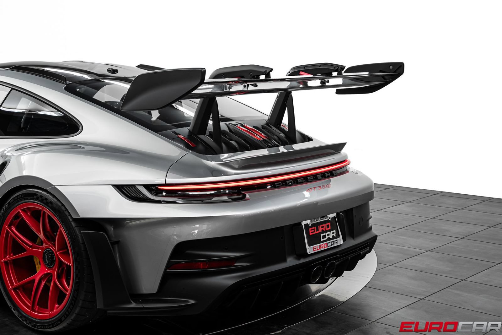 Used 2024 Porsche 911 GT3 RS RWD image 19