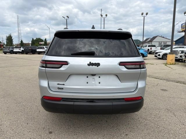 Used 2023 Jeep Grand Cherokee L Laredo AWD/4WD image 4