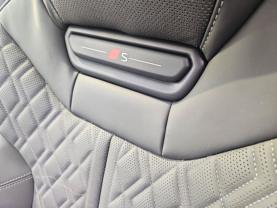 Used 2025 Audi S5 Prestige AWD/4WD image 14