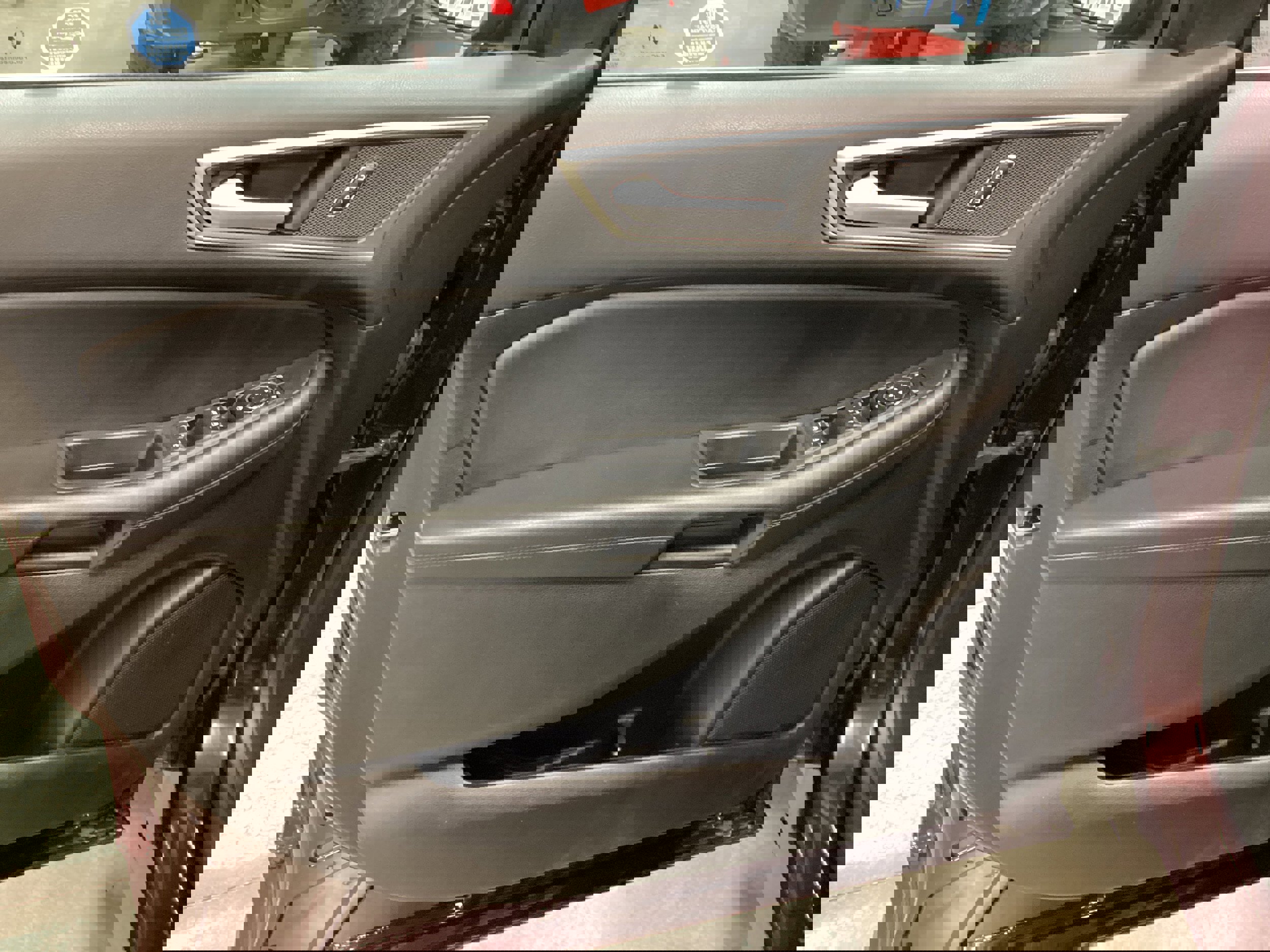 Used 2020 Ford Edge SEL w/ Convenience Package image 14