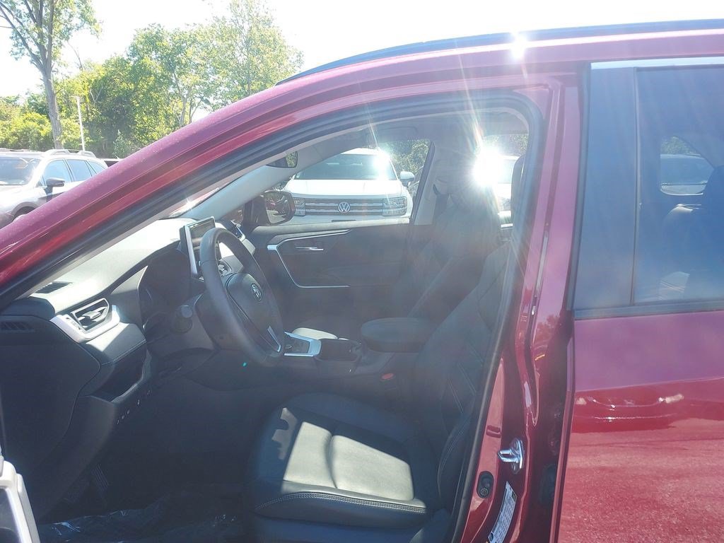 Used 2024 Toyota RAV4 XLE Premium w/ Weather Package AWD/4WD image 27
