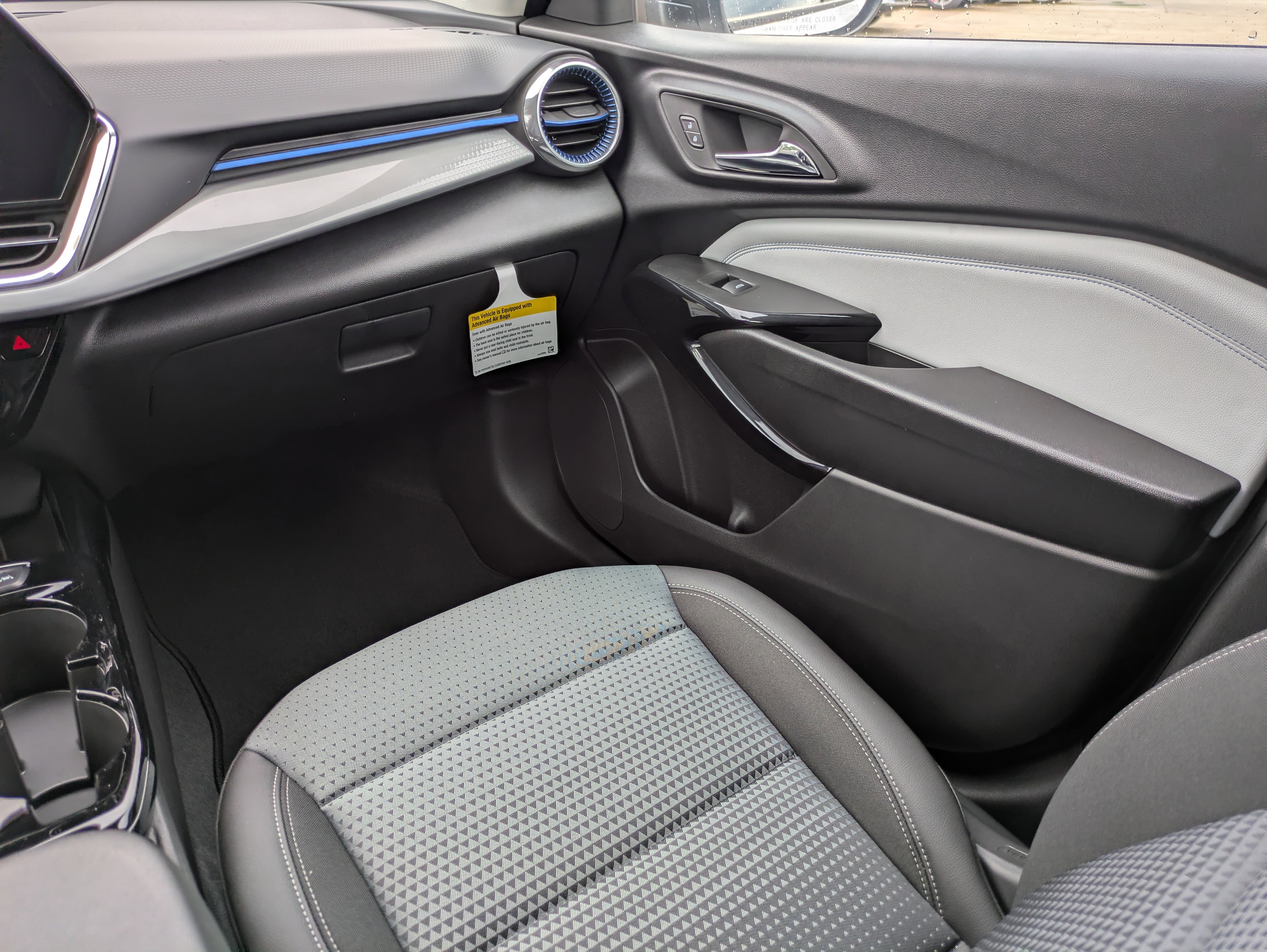 New 2025 Chevrolet Trax LT w/ Driver Confidence Package image 11