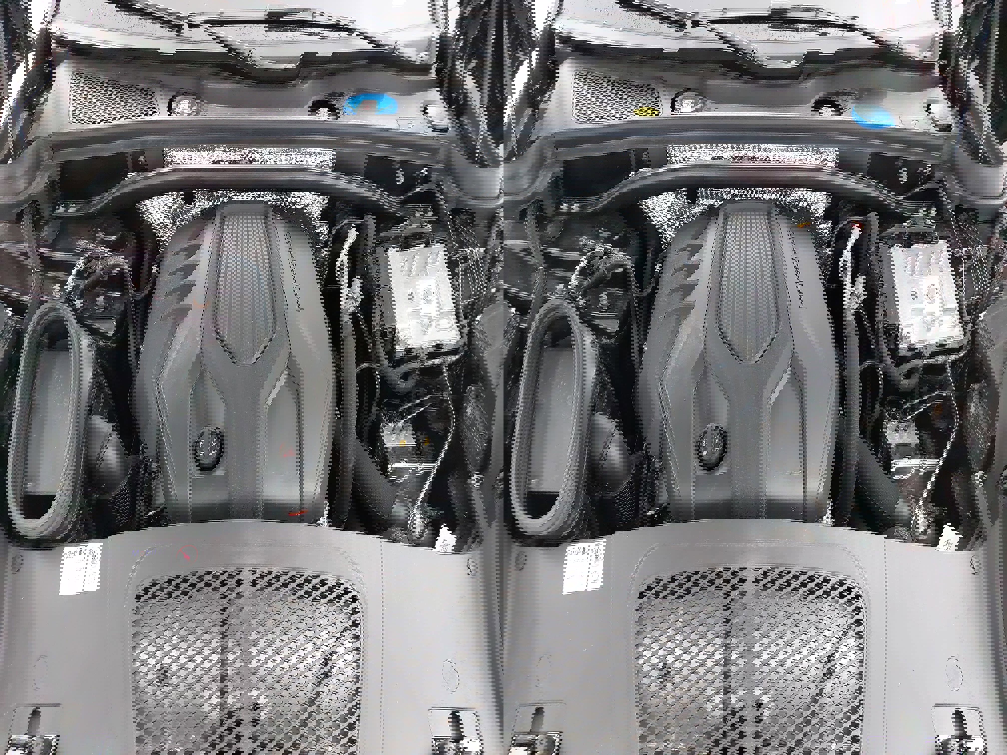 Used 2024 Porsche Macan w/ Premium Plus Package image 32