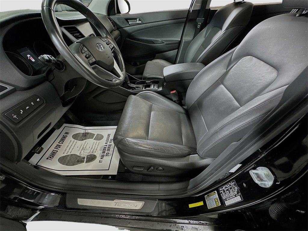 Used 2016 Hyundai Tucson Limited w/ Option Group 03 image 23