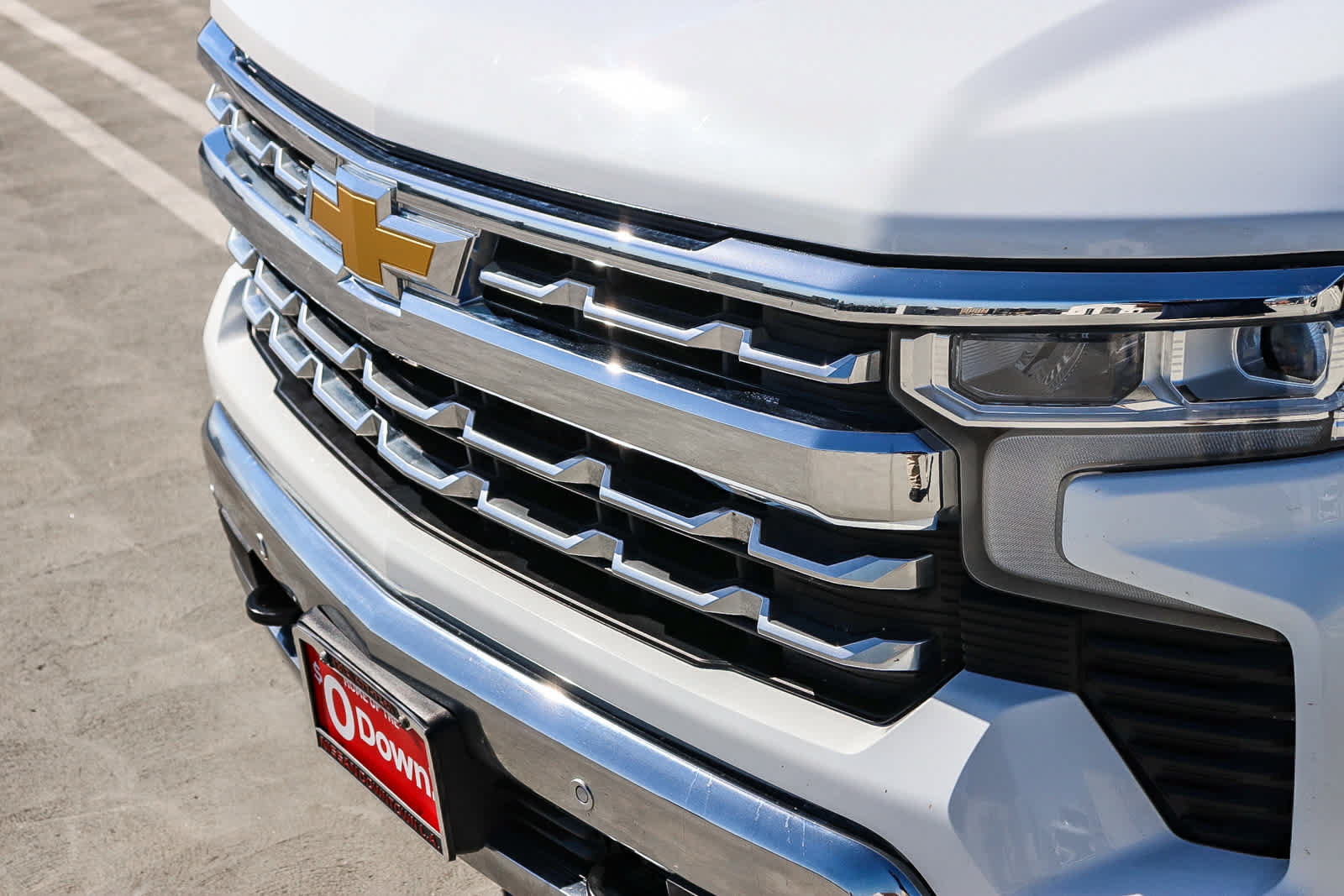 Used 2023 Chevrolet Silverado 1500 LTZ AWD/4WD image 8
