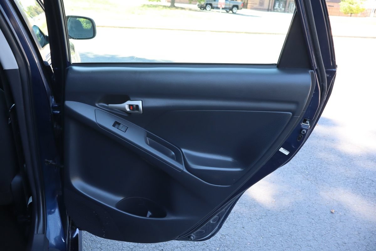 Used 2009 Toyota Matrix FWD image 25