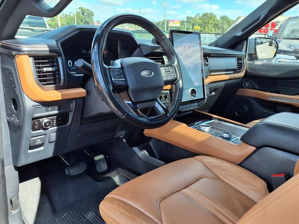 Used 2023 Ford Expedition Max Platinum image 25