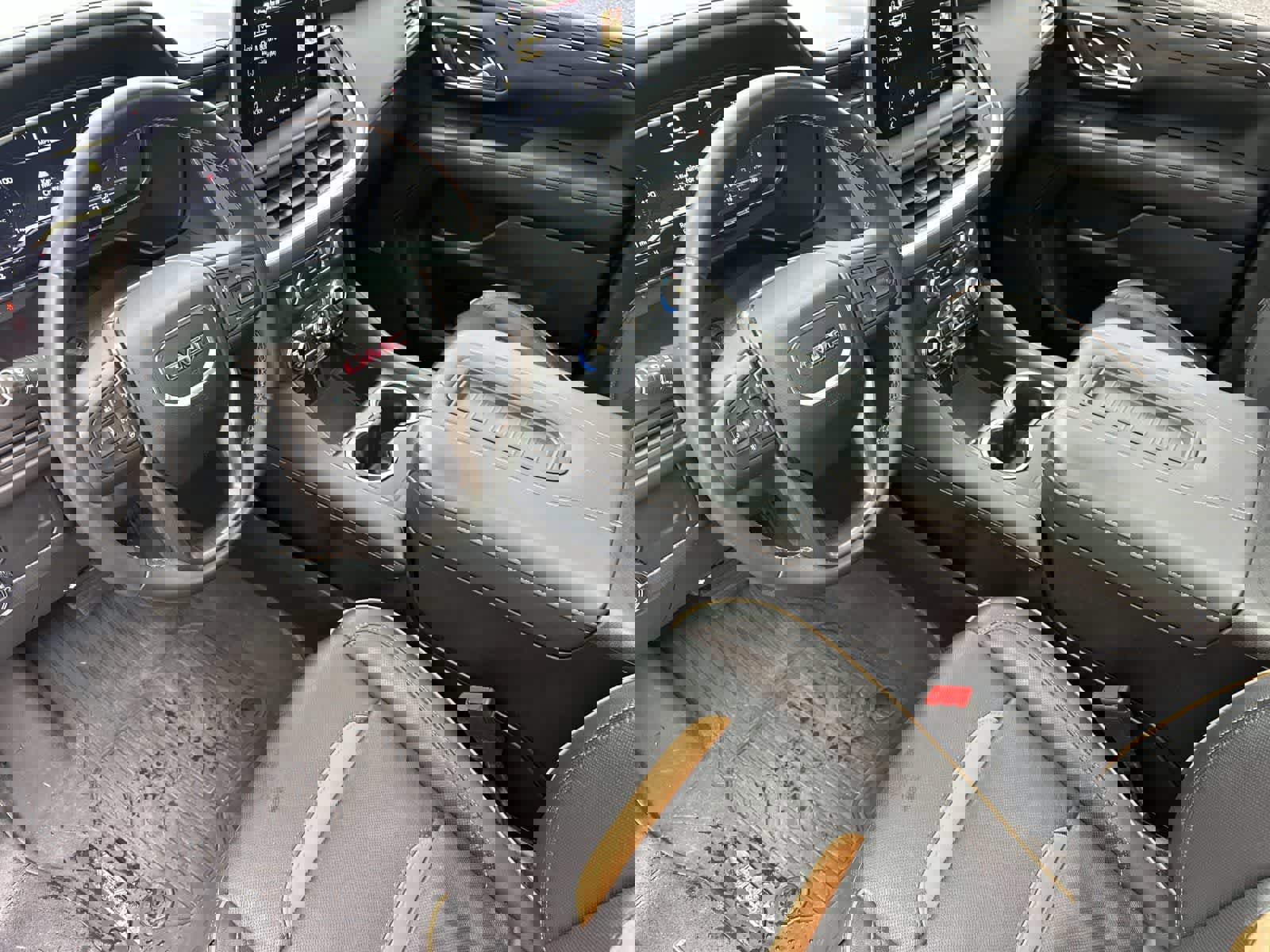 Used 2023 GMC Yukon XL AT4 w/ LPO, Floor Liner Package image 11