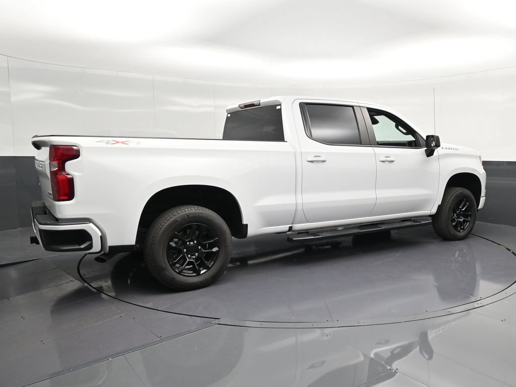 Used 2023 Chevrolet Silverado 1500 RST AWD/4WD image 3