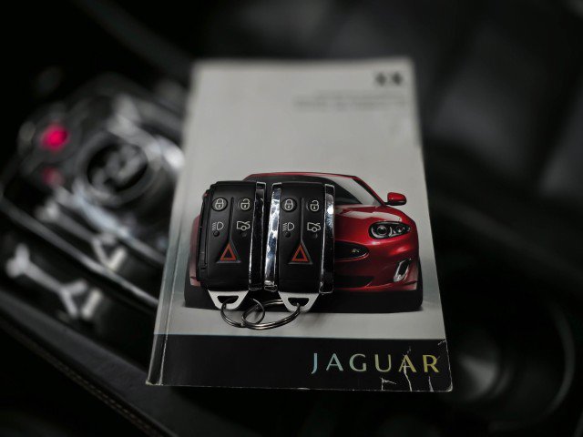 Used 2013 Jaguar XK Convertible RWD image 36