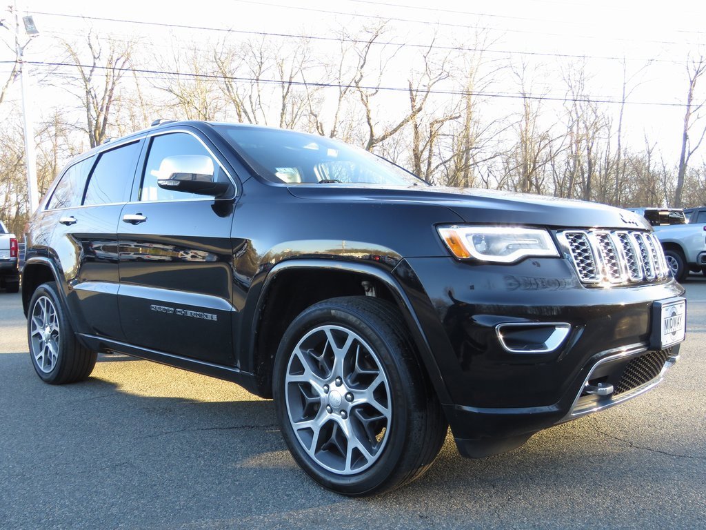 Used 2019 Jeep Grand Cherokee Overland image 3