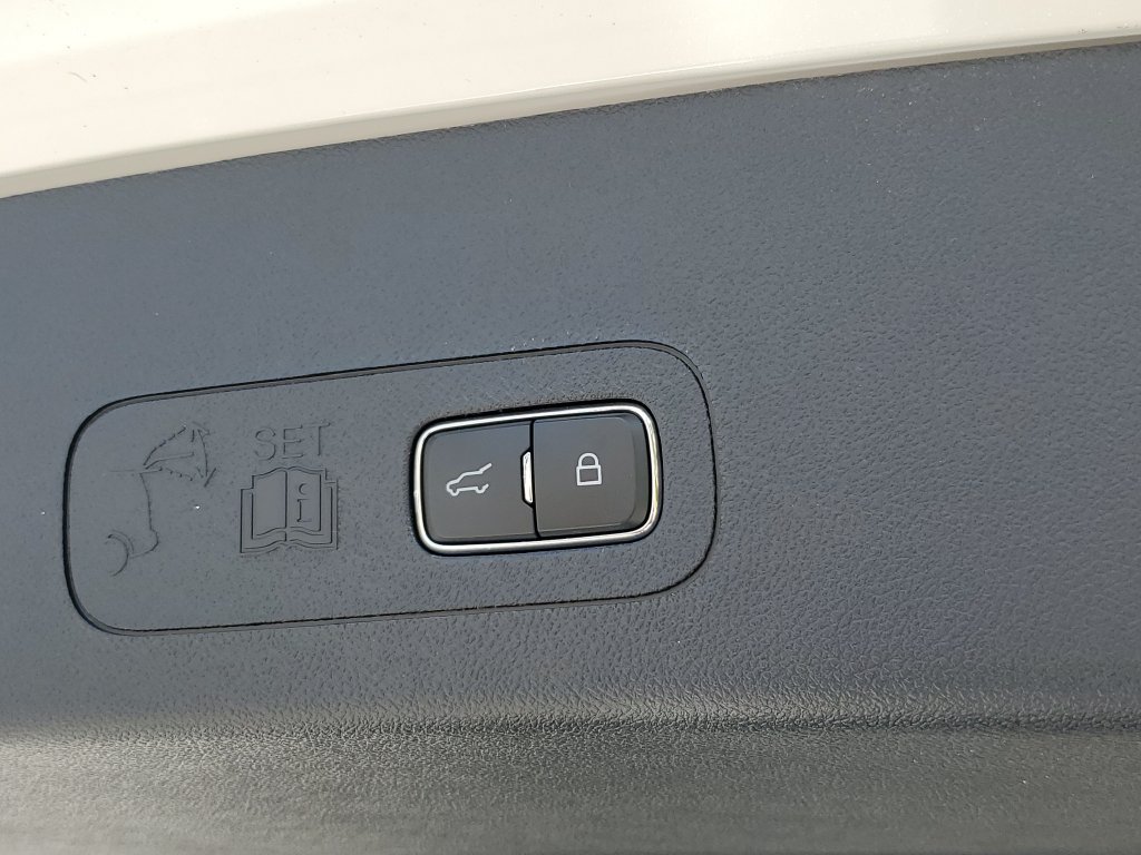 New 2026 Lincoln Aviator 2WD image 9
