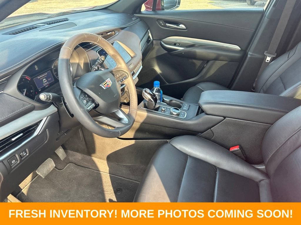 Used 2022 Cadillac XT4 Premium Luxury w/ Cold Weather Package FWD image 8