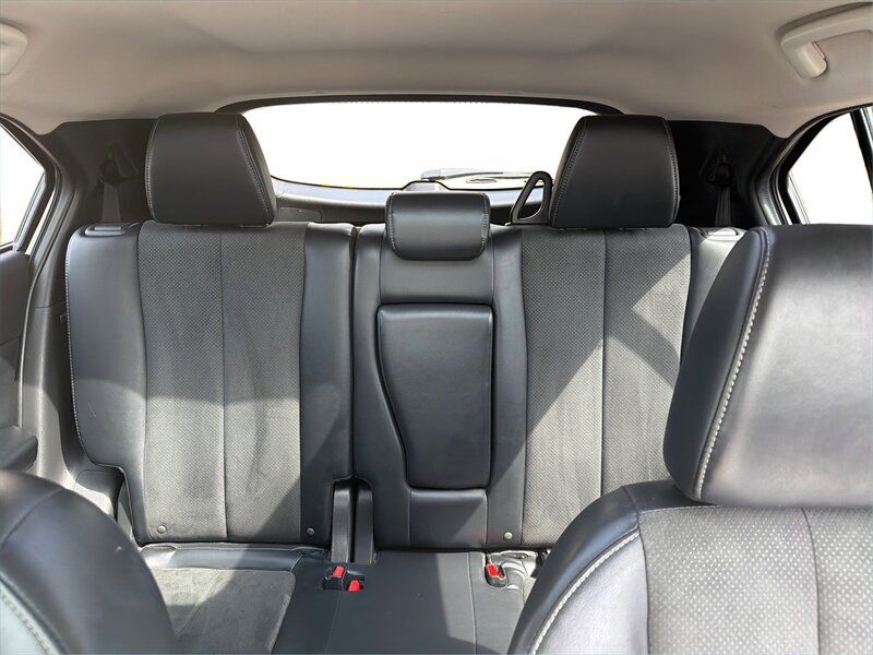 Used 2022 Mitsubishi Eclipse Cross SEL AWD/4WD image 14