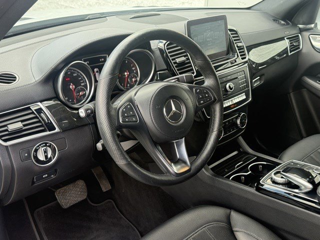 Used 2017 Mercedes-Benz GLS 450 4MATIC image 10