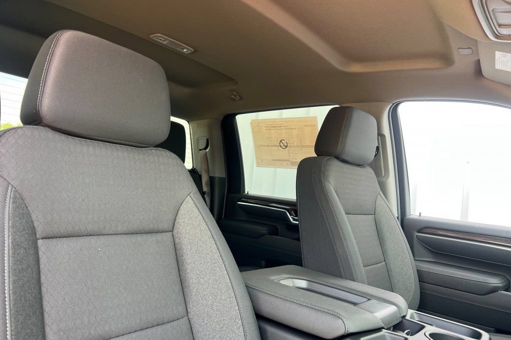 New 2026 Chevrolet Silverado 2500 LT w/ All Star Edition AWD/4WD image 13