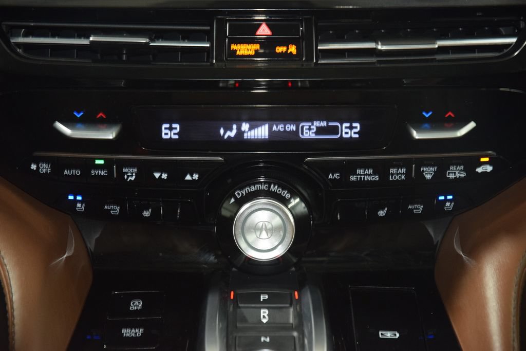 Used 2024 Acura MDX SH-AWD w/ Advance Package image 32