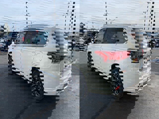 Used 2018 Mitsubishi Outlander GT image 5