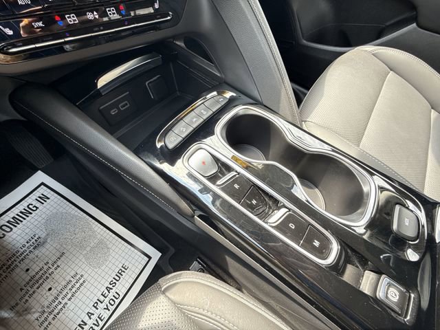 Used 2023 Buick Envision Essence AWD/4WD image 11
