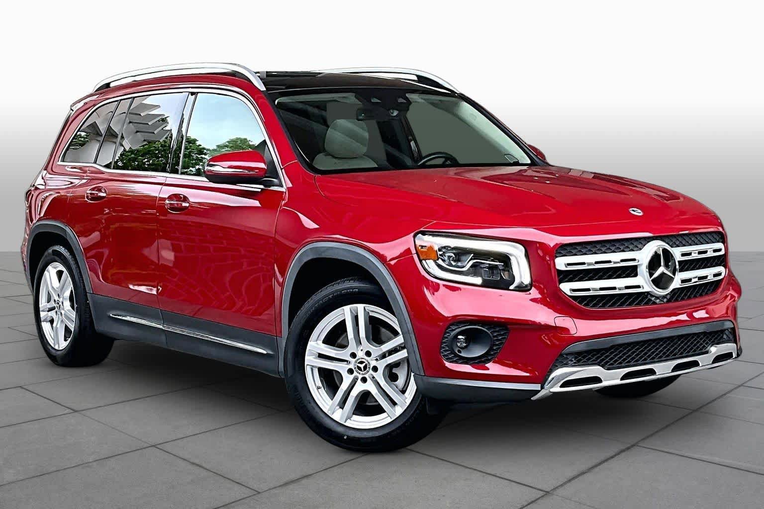 Used 2022 Mercedes-Benz GLB 250 image 3