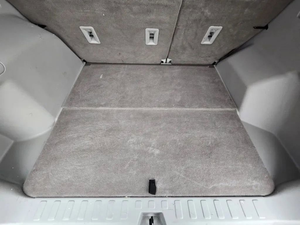 Used 2019 GMC Terrain Denali w/ Comfort Package image 32