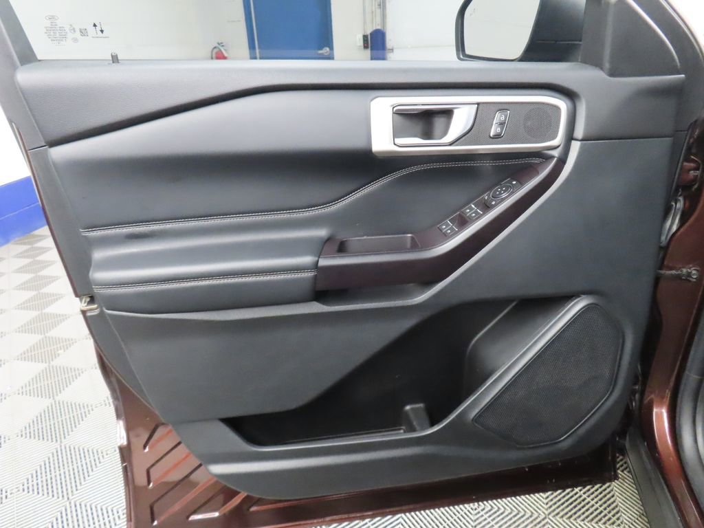 Used 2020 Ford Explorer XLT w/ Equipment Group 202A image 60
