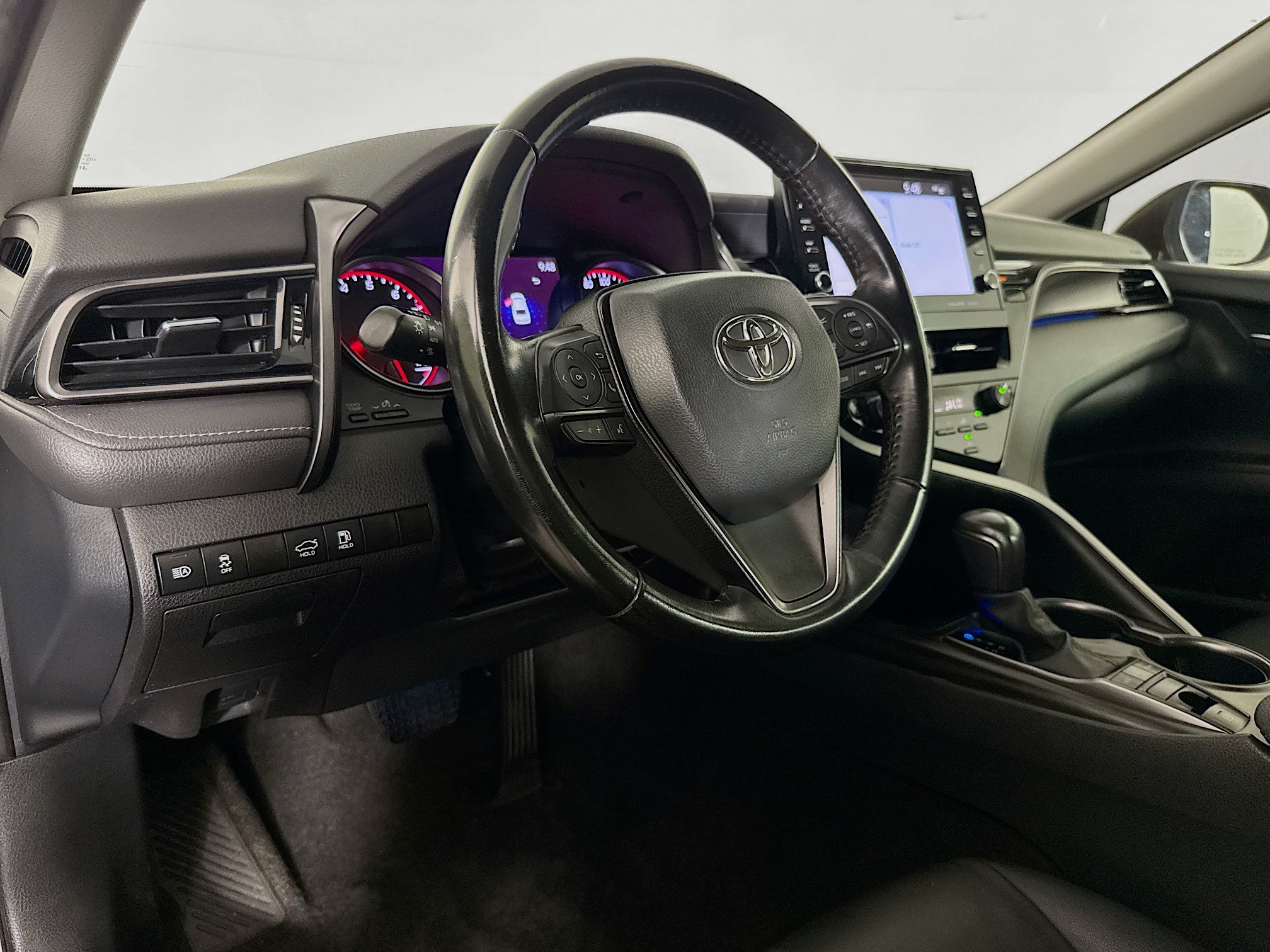 Used 2023 Toyota Camry XSE FWD image 21