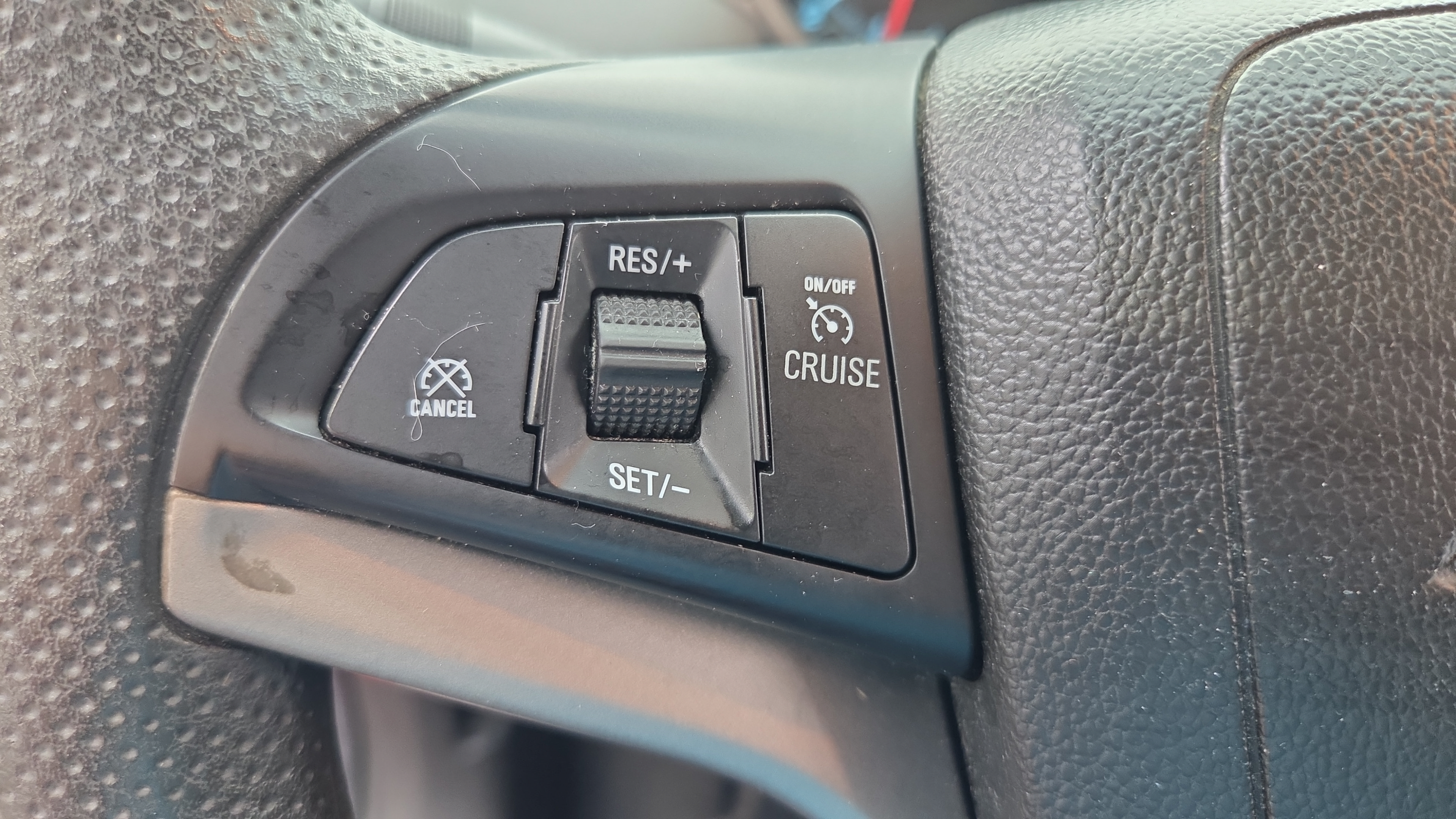 Used 2016 Chevrolet Sonic LT FWD image 23