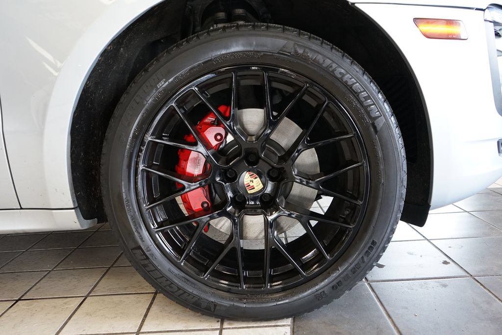 Used 2018 Porsche Macan GTS w/ Premium Package Plus AWD/4WD image 61