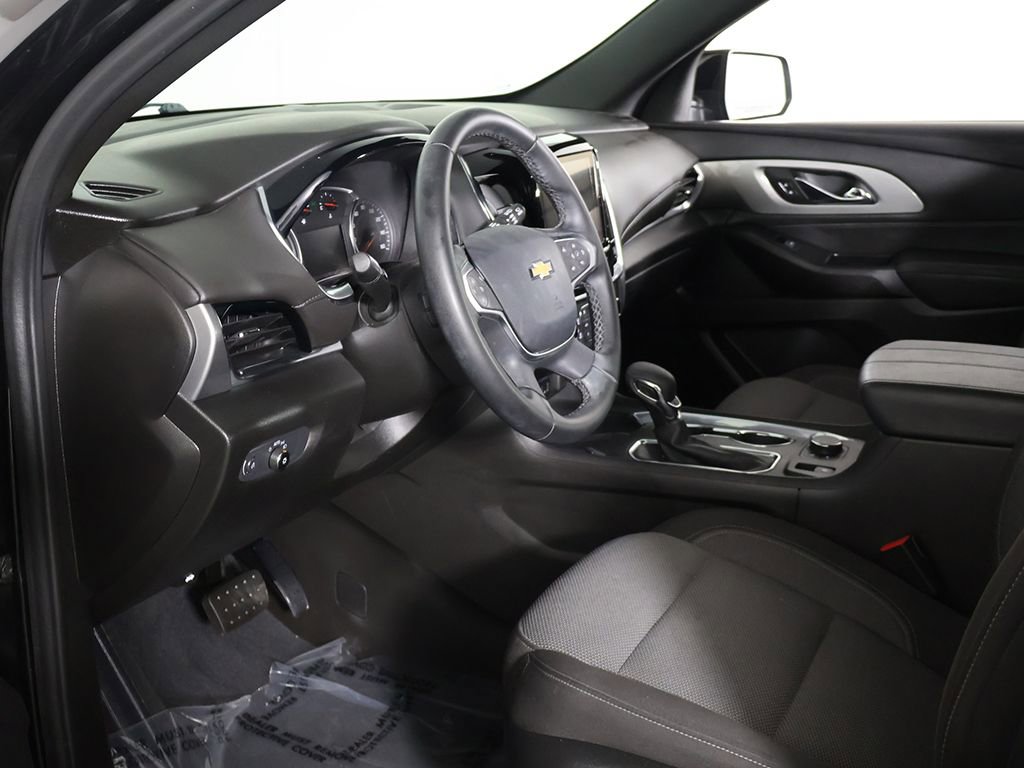 Used 2023 Chevrolet Traverse LT AWD/4WD image 23